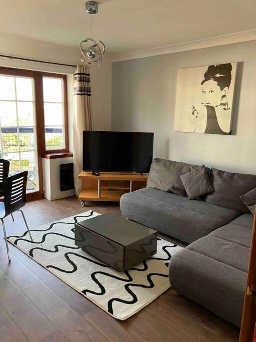 My Waterfront Apartment, Views Over Water Of Leith Edimburgo Exterior foto