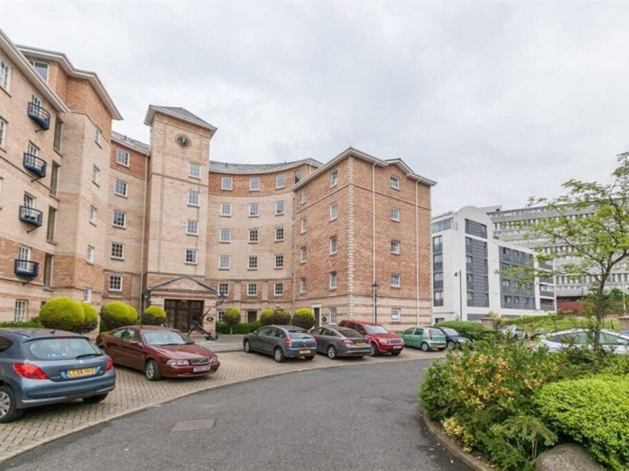 My Waterfront Apartment, Views Over Water Of Leith Edimburgo Exterior foto